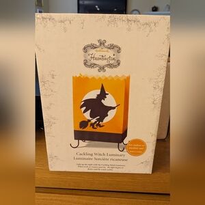 Hallmark Hauntington Cackling Witch Luminary Motion Activated Light & Sounds NEW